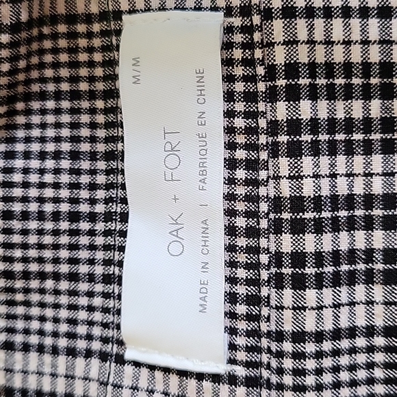 NWOT Oak + Fort button down, cropped length, off shoulder design. Med. Playful. - Picture 8 of 11